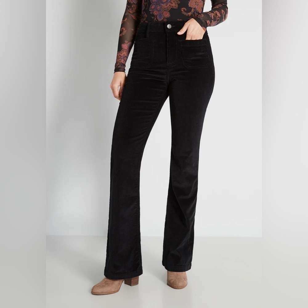 ModCloth High Waisted Flare Jeans SZ 8